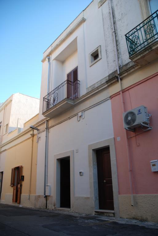 Casa Meravigli كوتروفيانو المظهر الخارجي الصورة